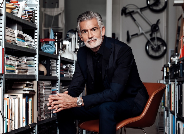 關於Alfredo H&auml;berli