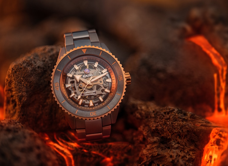 captain-cook-high-tech-ceramic-skeleton