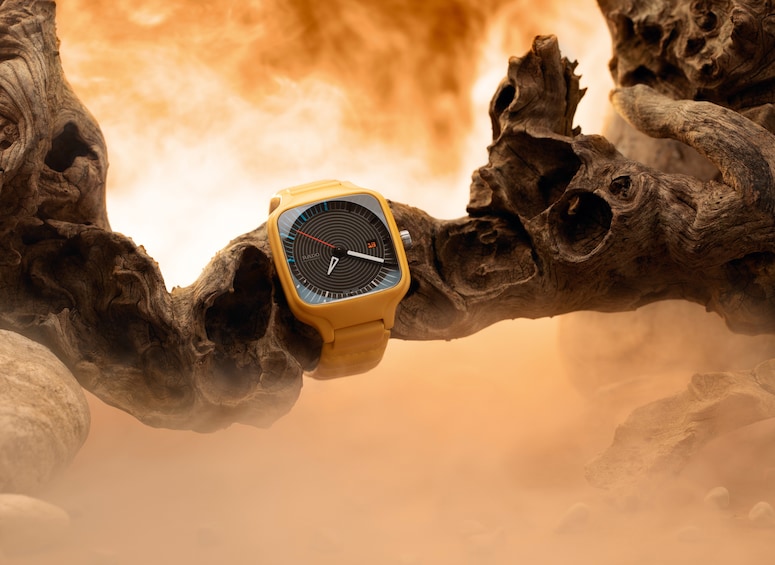 True真系列真我設計師合作款腕錶